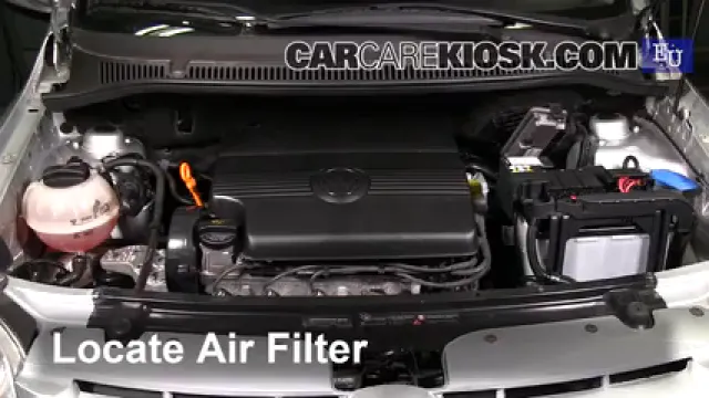 2007 Volkswagen Fox Urban 1.4L 4 Cyl. Air Filter (Engine) Replace